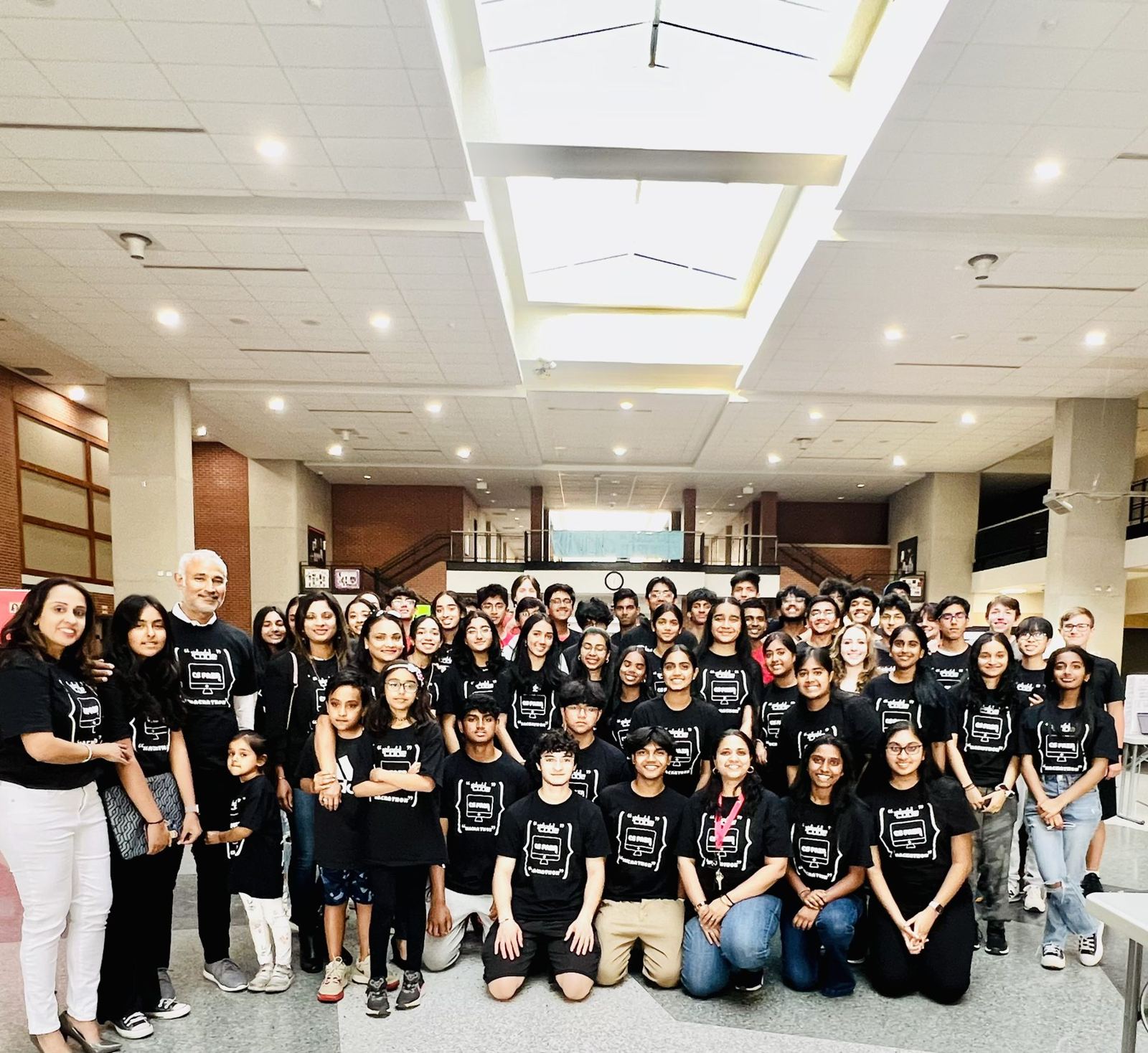 The first Computer Science Fair: Girls Who Code × Hackathon